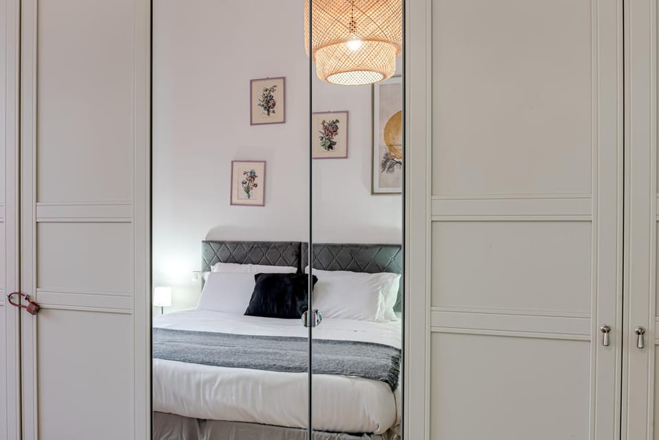 Bed, Bedroom, wardrobe