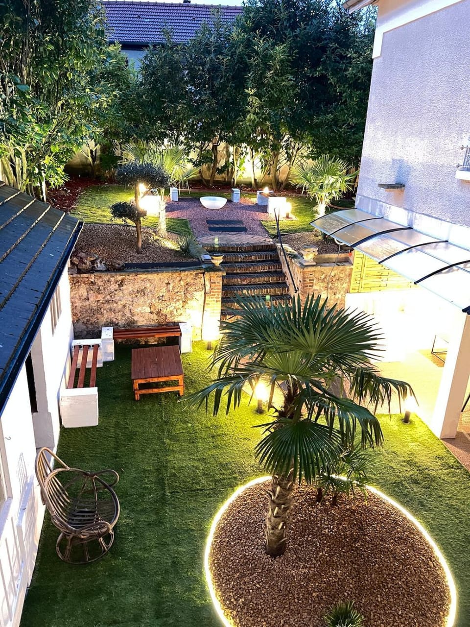E Le clos des lumières, maison 13 pers avec jardin Apartment in Epernay