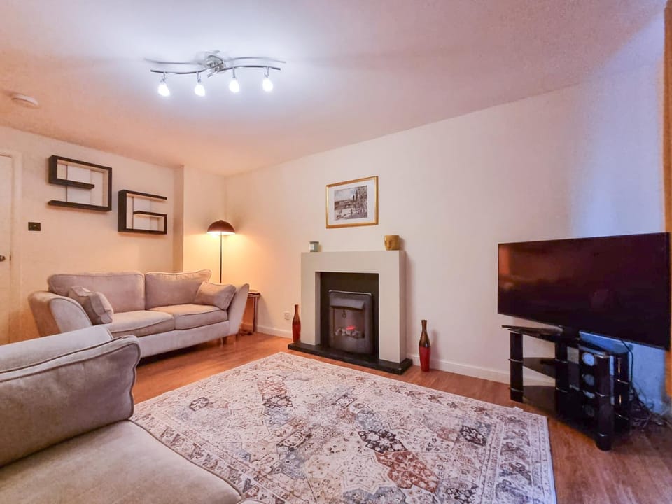 Communal lounge/ TV room, Living room