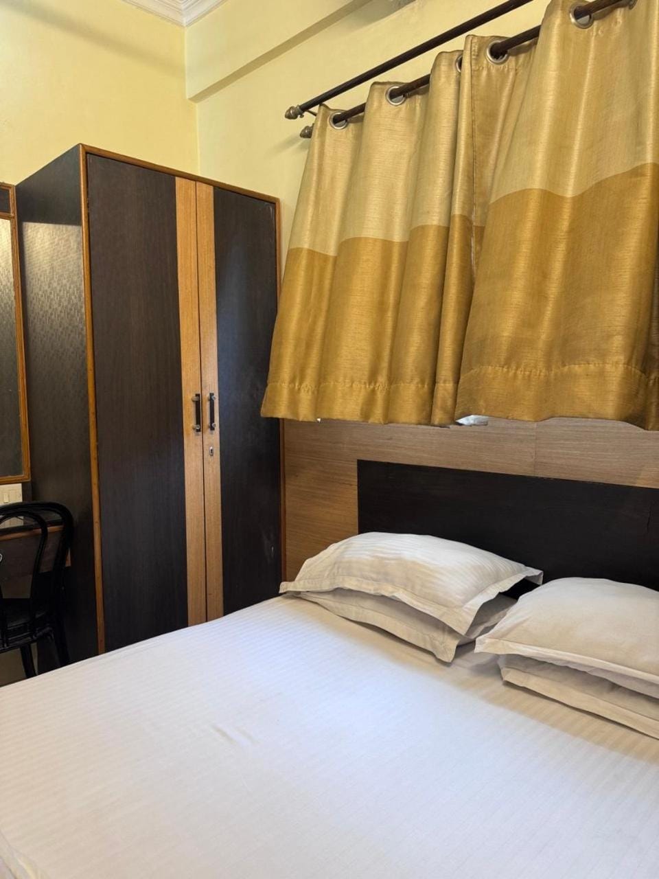 Bed, Bedroom, wardrobe