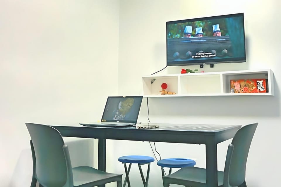TV and multimedia, Dining area