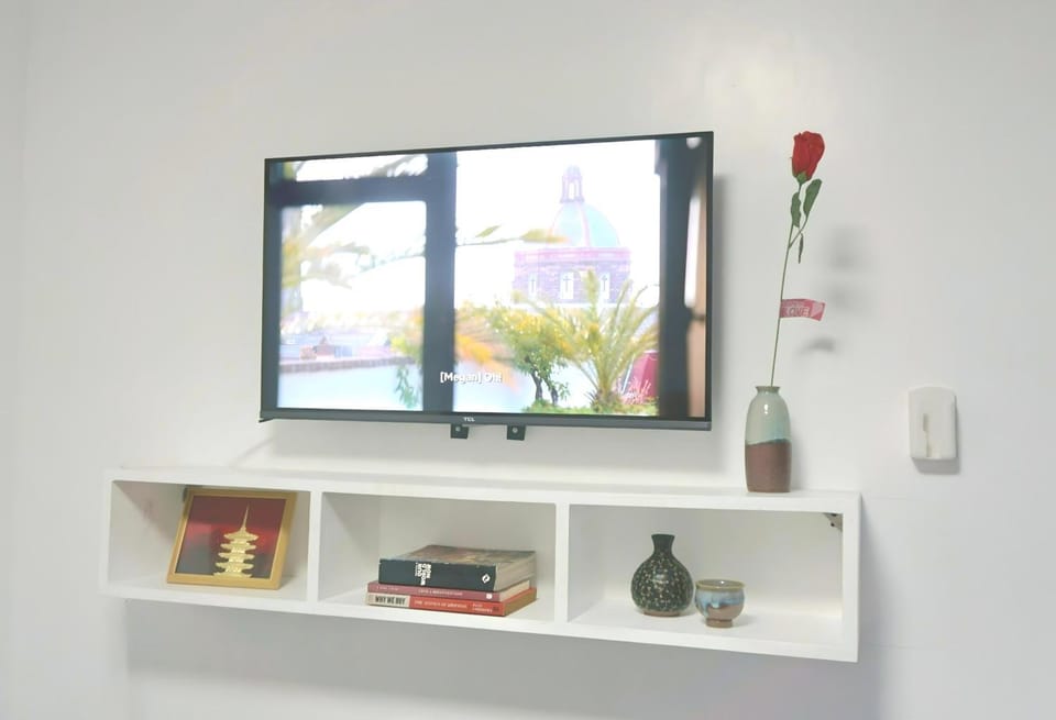 Living room, Entertainment