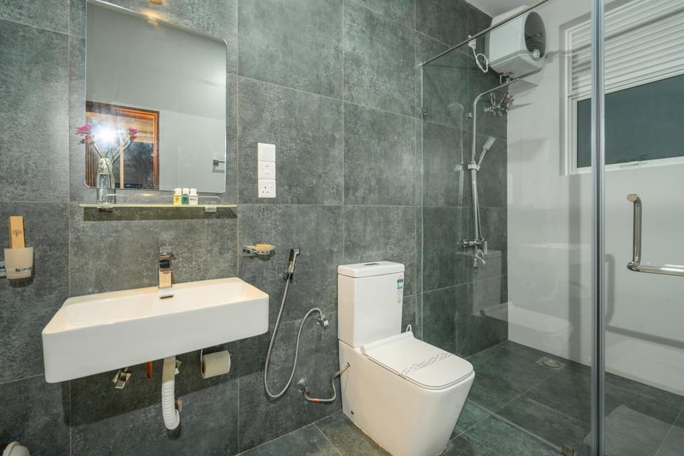Shower, Toilet, Bathroom, bidet