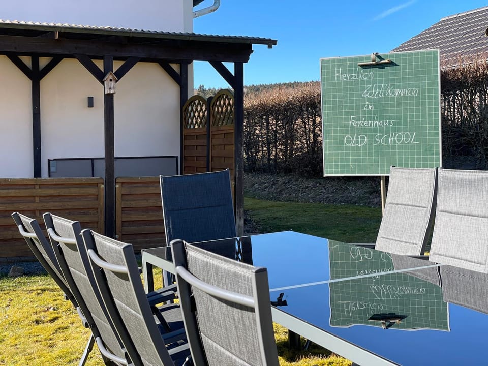Property building, Patio, Garden, Dining area