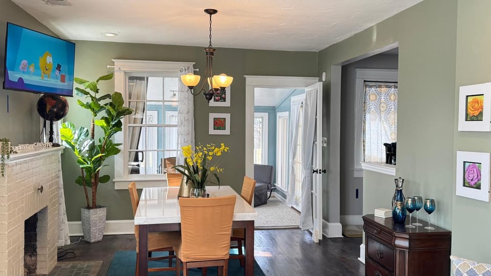 Lake view Apartment in Hampton
