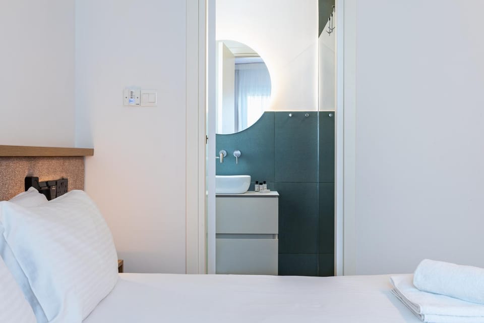 Bathroom, Bedroom