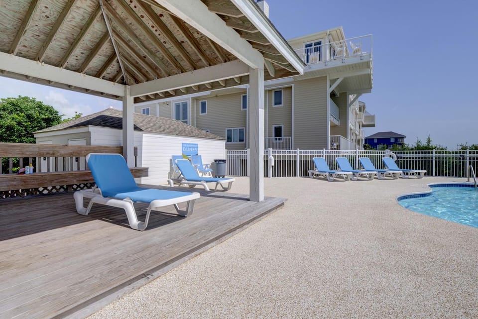 Oceans Edge Retreat House in Wrightsville Beach