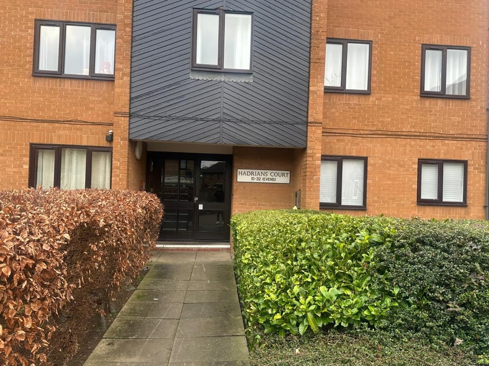 Property building, Facade/entrance