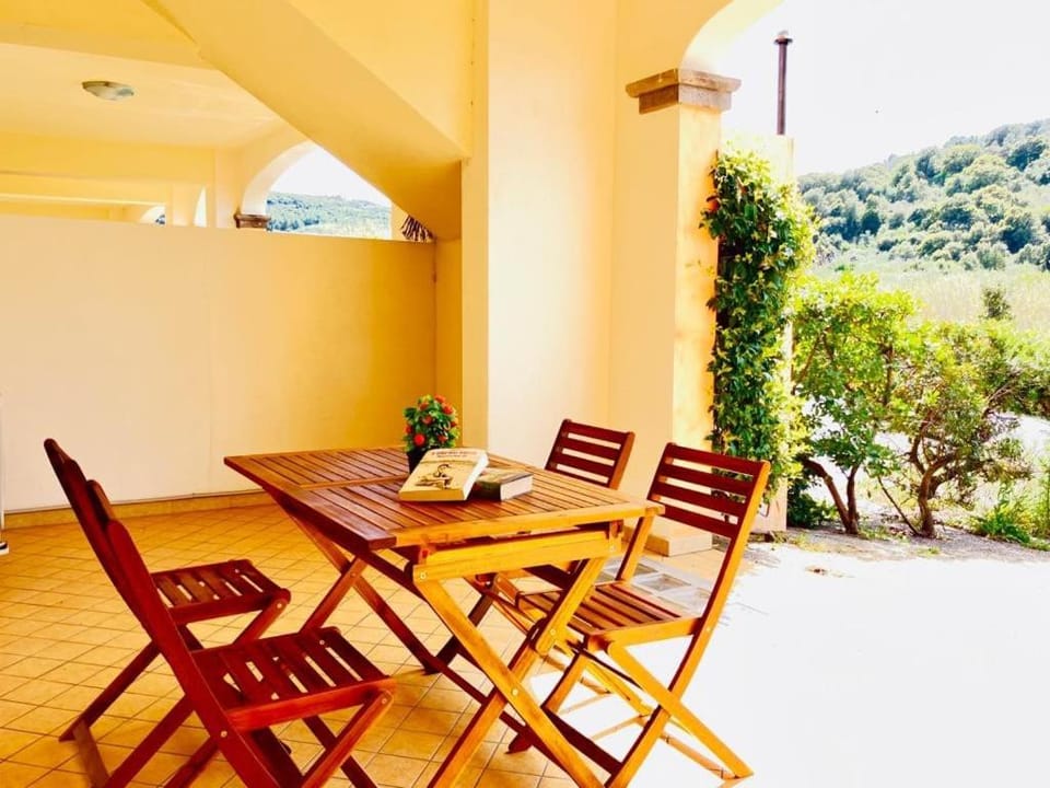 Balcony/Terrace, Dining area