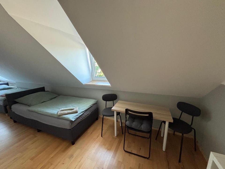 Zimmer für 3 Personen, Kühlschrank-Bad Bed and Breakfast in Lower Saxony, Germany