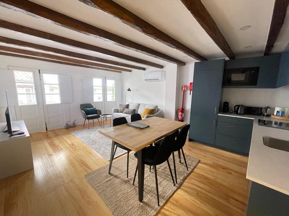 Egas Duplex Historic Centre Apartment in Guimaraes