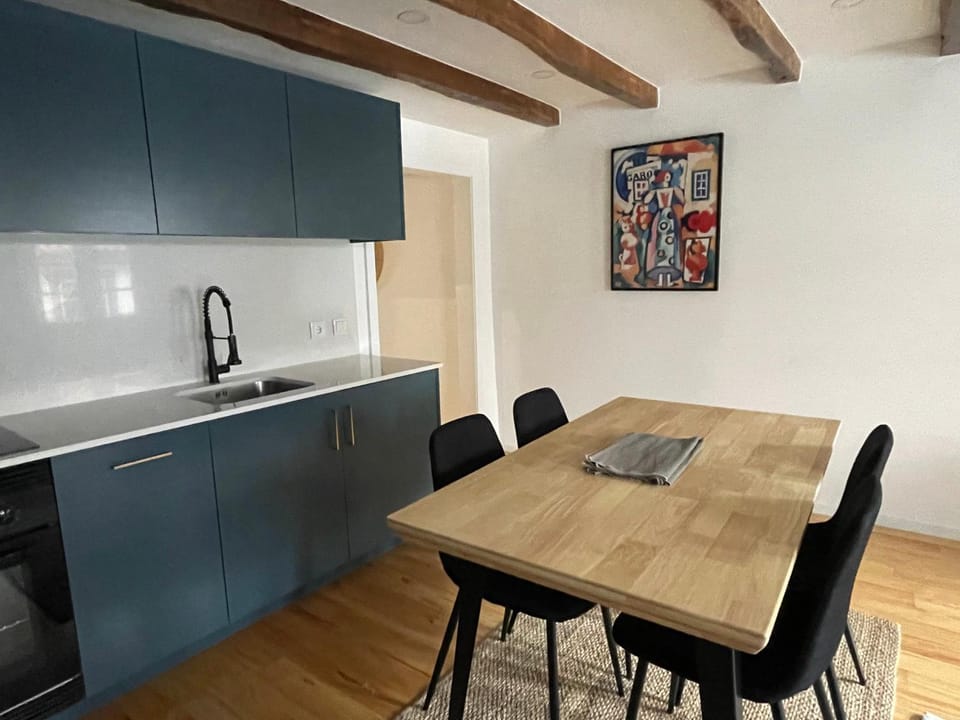 Egas Duplex Historic Centre Apartment in Guimaraes