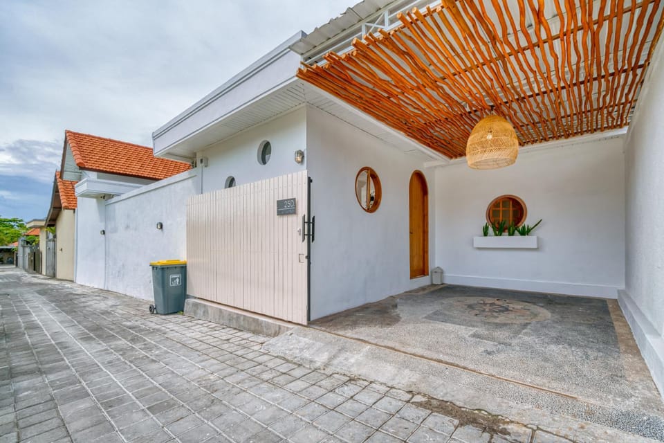 3 Bed Cozy Mediterranean-Style Escape in Berawa Villa in North Kuta