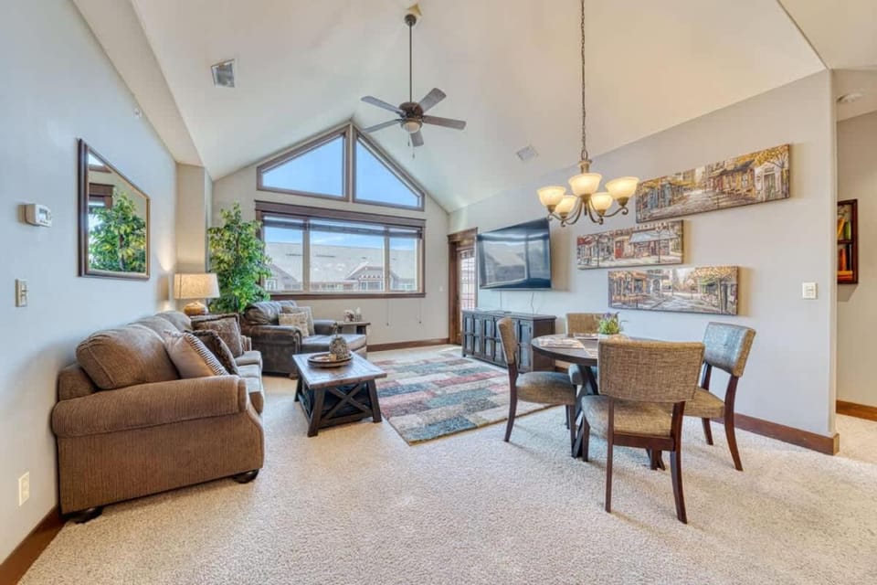 Riverstone Centro Del Villaggio House in Coeur dAlene