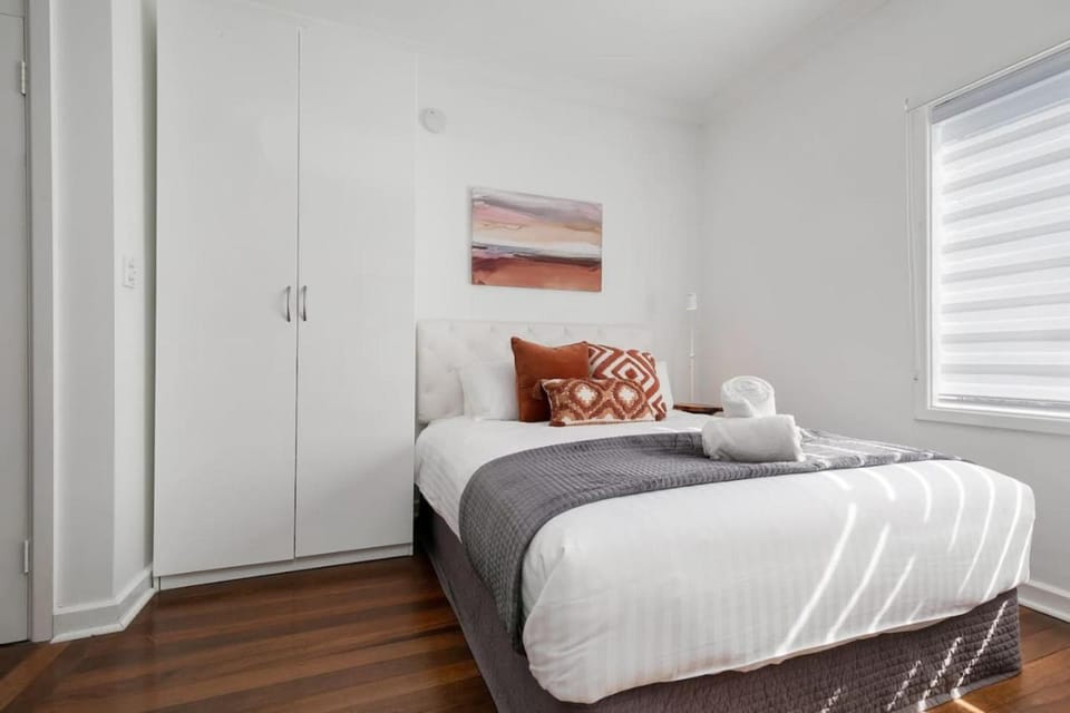 Bed, wardrobe