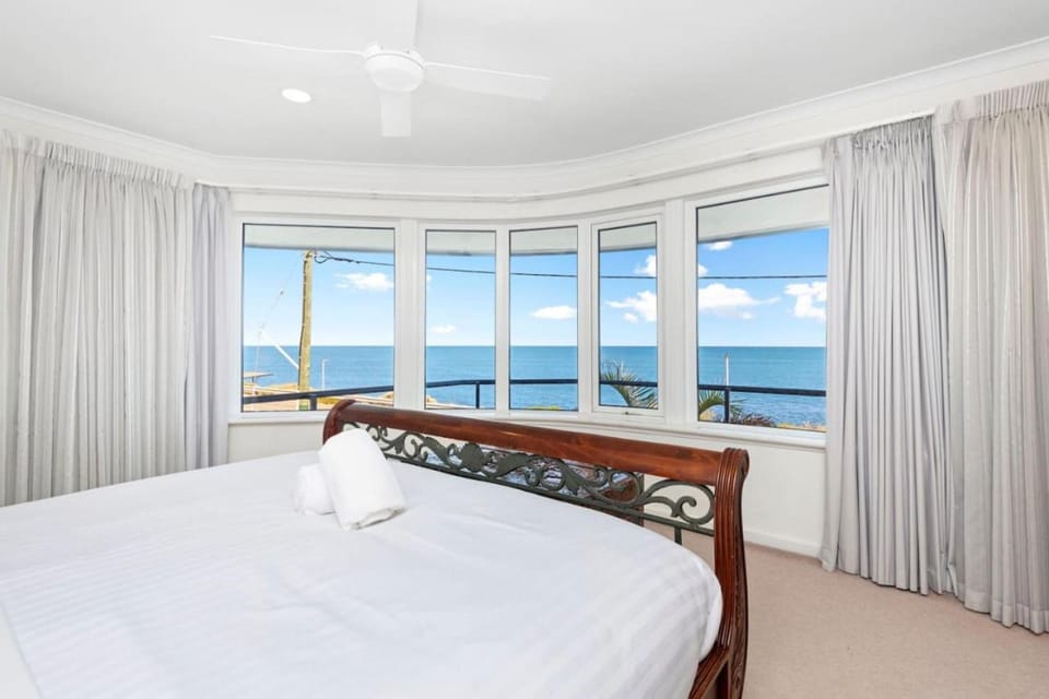 Bedroom, Sea view