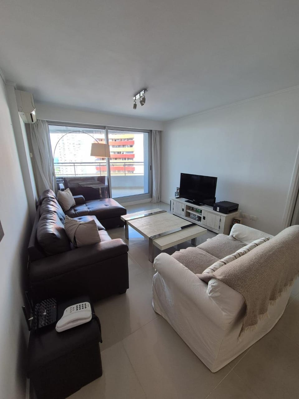 apto con inmejorable ubicación y servicios Apartment in Punta del Este