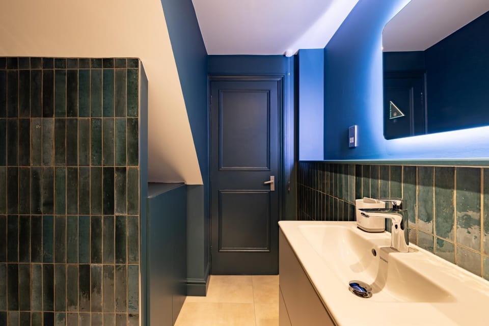 Charming Maisonette with Workspace in Notting Hill Apartment in City of Westminster