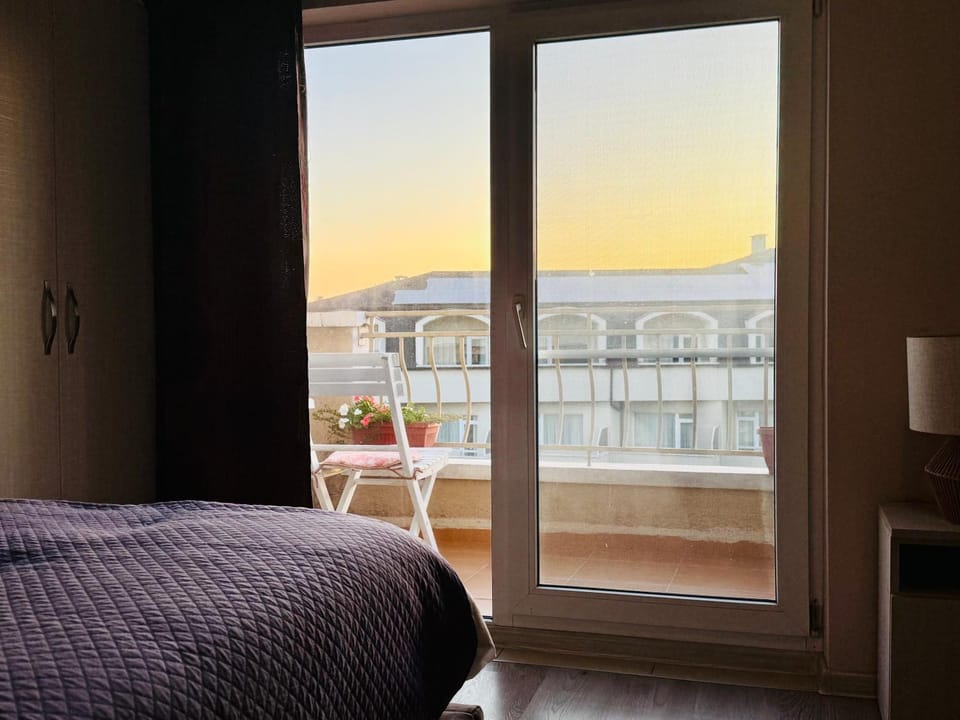 View (from property/room), Balcony/Terrace