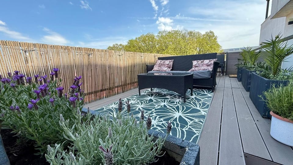 Garden, Balcony/Terrace, sunbed