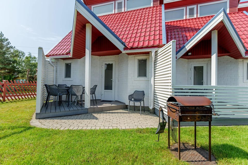 Natural landscape, BBQ facilities, Garden, Balcony/Terrace