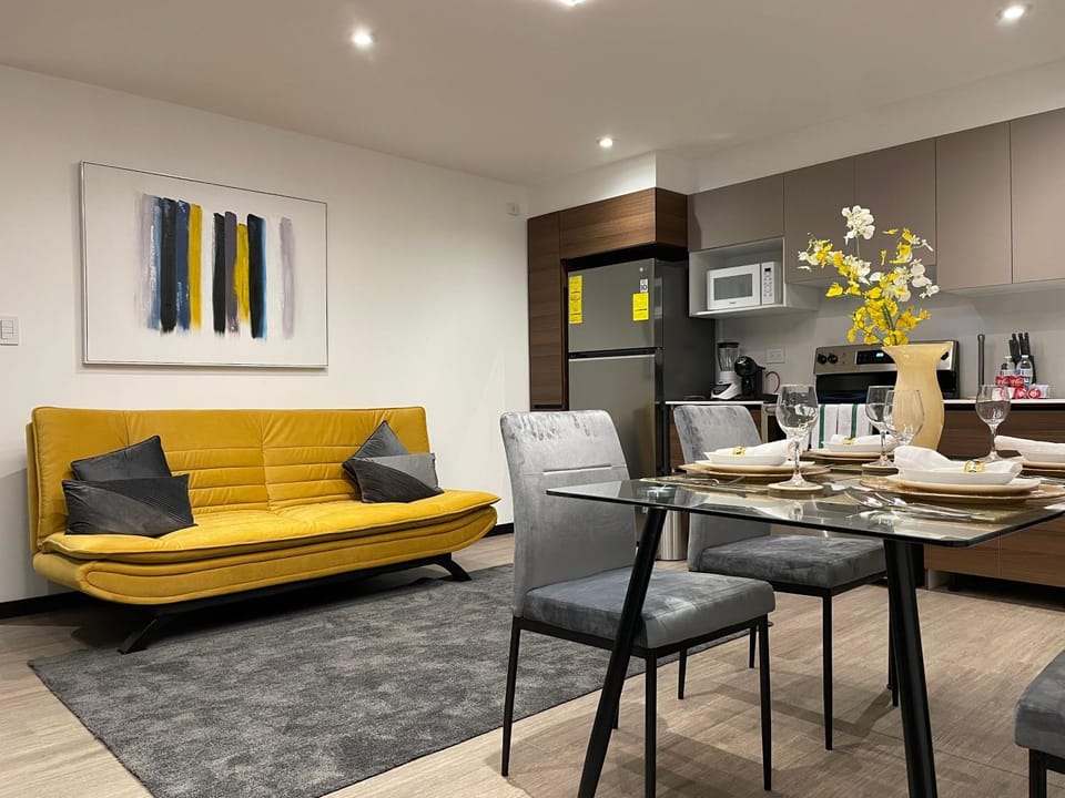 Exclusivo Apto 2 Habitaciones AC cerca Oakland Place Z10 GT Wifi Piscina Parqueo Gimnasio Apartment in Guatemala City