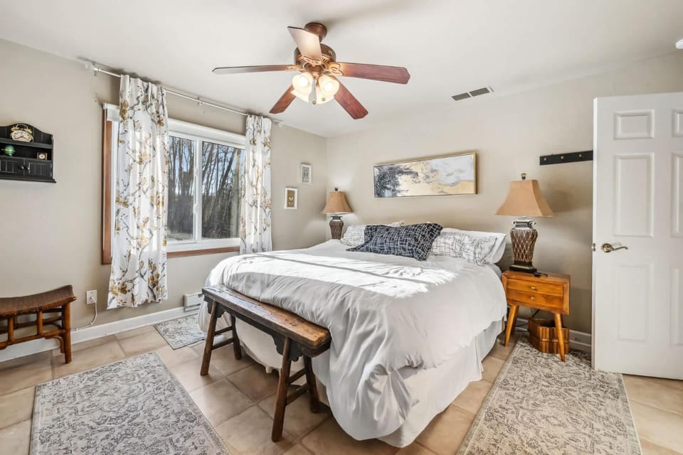 Twilight Ridge by Simple Life Rentals House in Door County