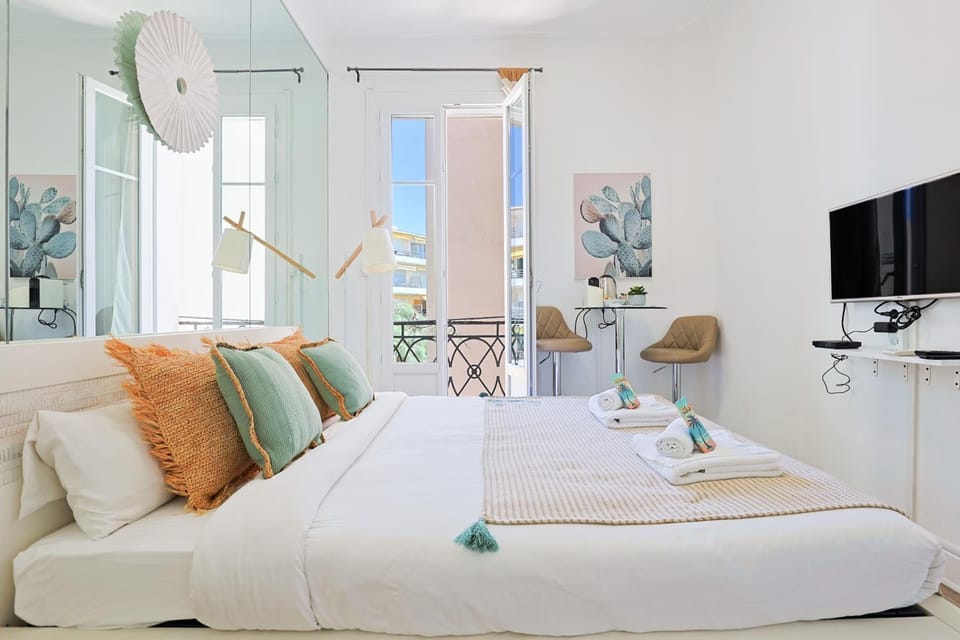 MIRAMAR-Studio tout confort sur la croisette Apartment in Cannes
