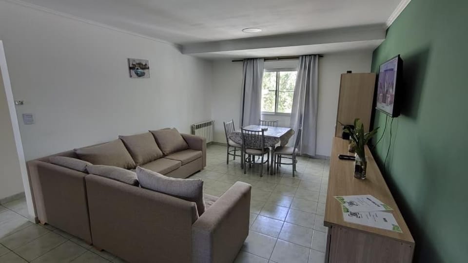 TV and multimedia, Living room, Dining area