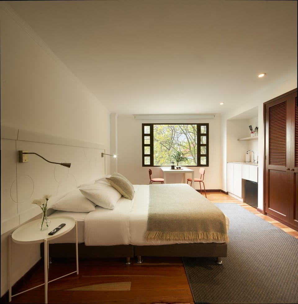 Modern Comfort in the Heart of Zona G 202 Apartment in Bogota