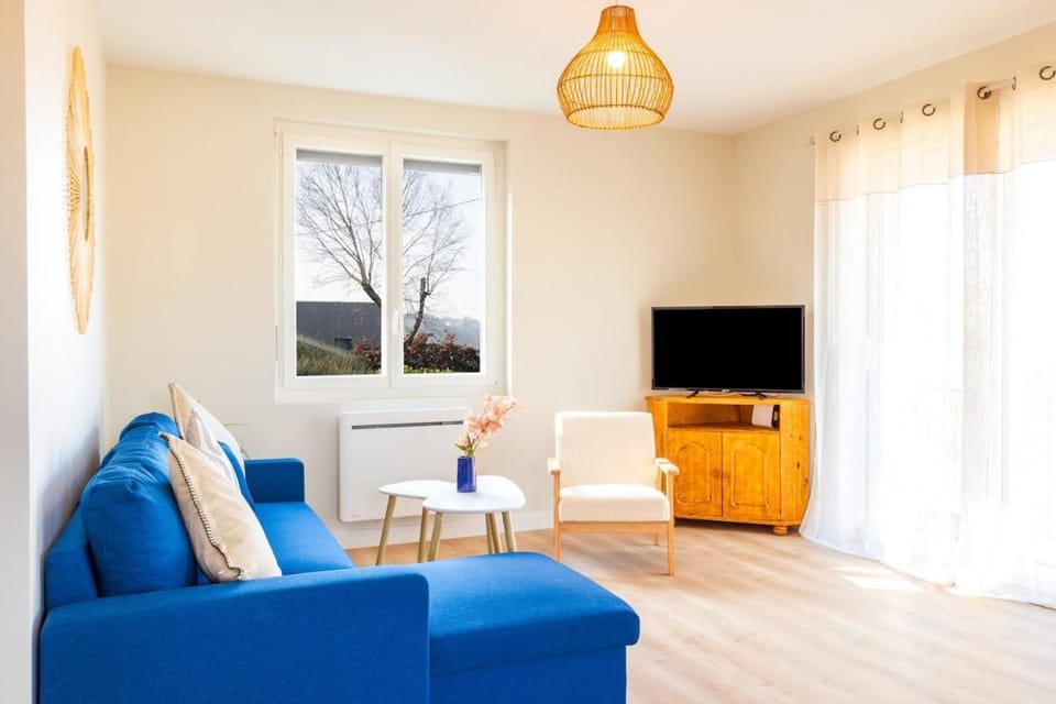 L'escapade colorée - gare - Futuroscope - parking Apartment in Poitiers