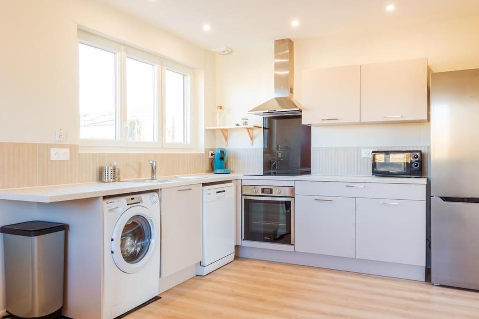 L'escapade colorée - gare - Futuroscope - parking Apartment in Poitiers