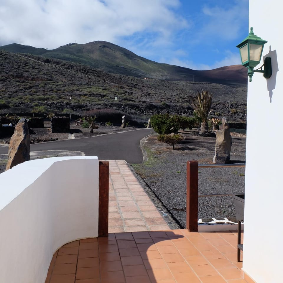 Casa QUILI House in El Hierro