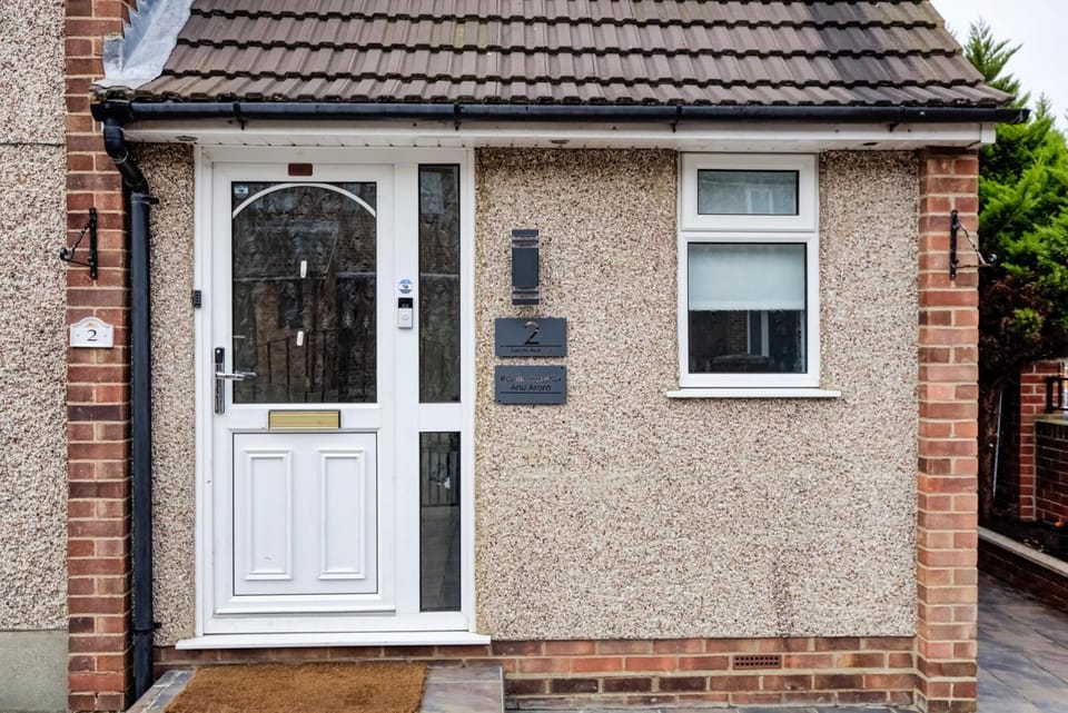 Property building, Facade/entrance