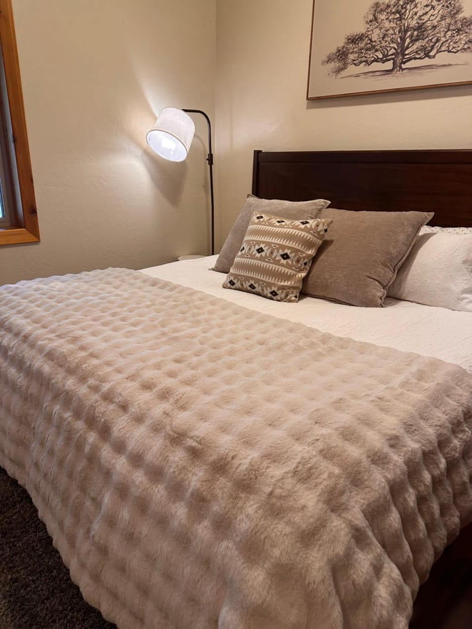 Bed, Bedroom