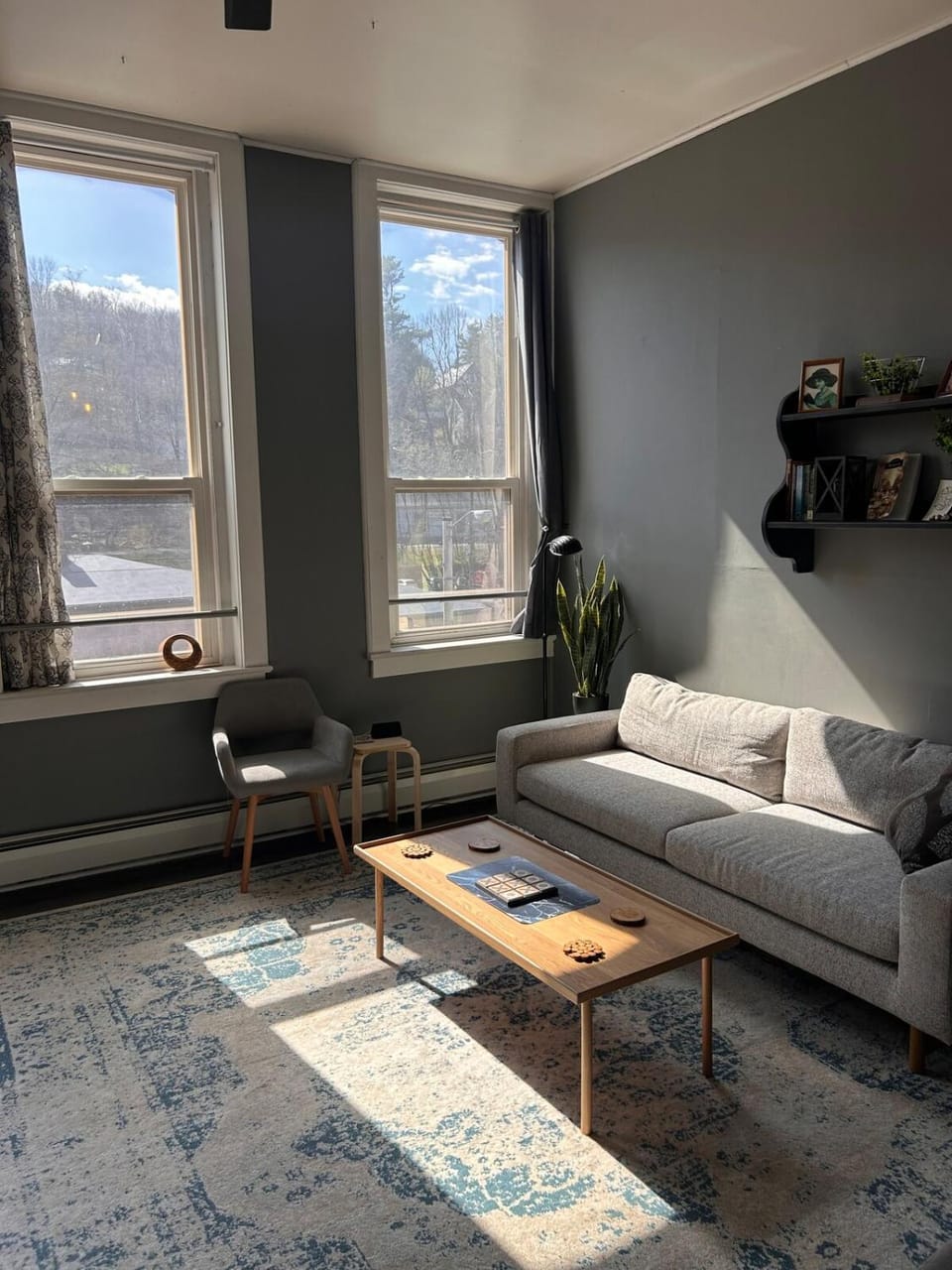 Living room, Seating area