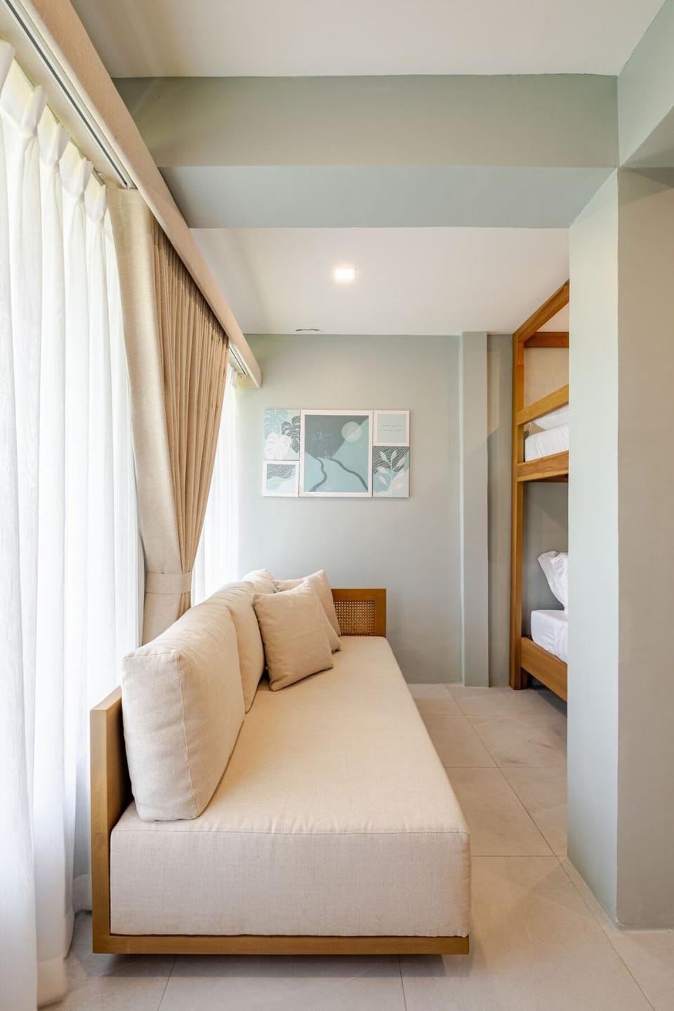 Wayan House with Hotspring Pool Villa in Calabarzon