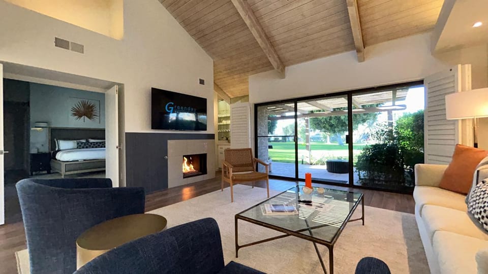 Racquet Club Retreat House in Rancho Mirage