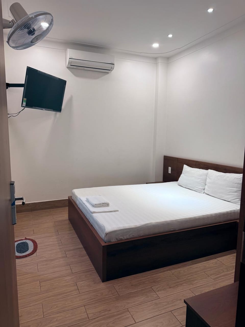 Khách Sạn Hoa Phượng Hotel in Ho Chi Minh City