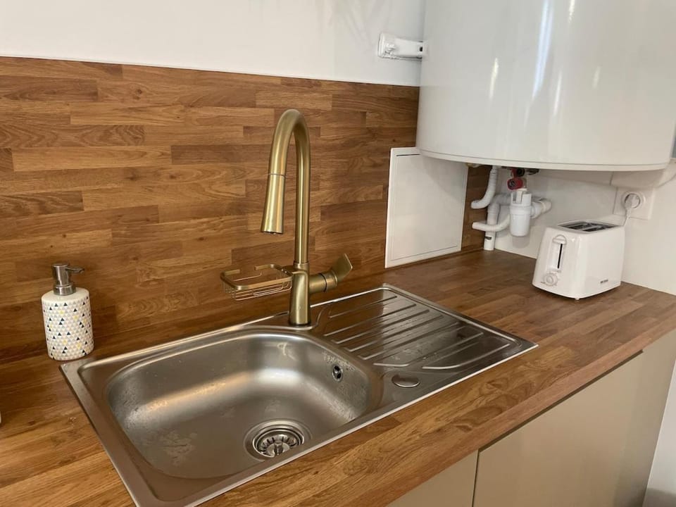 Kitchen or kitchenette, stove
