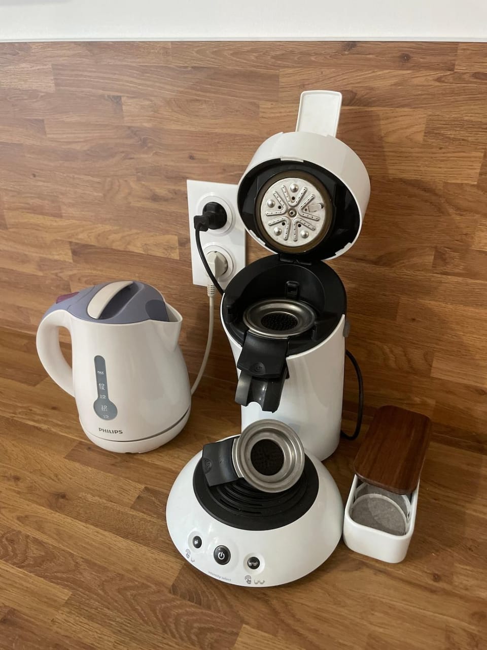 Coffee/tea facilities, Kitchen or kitchenette