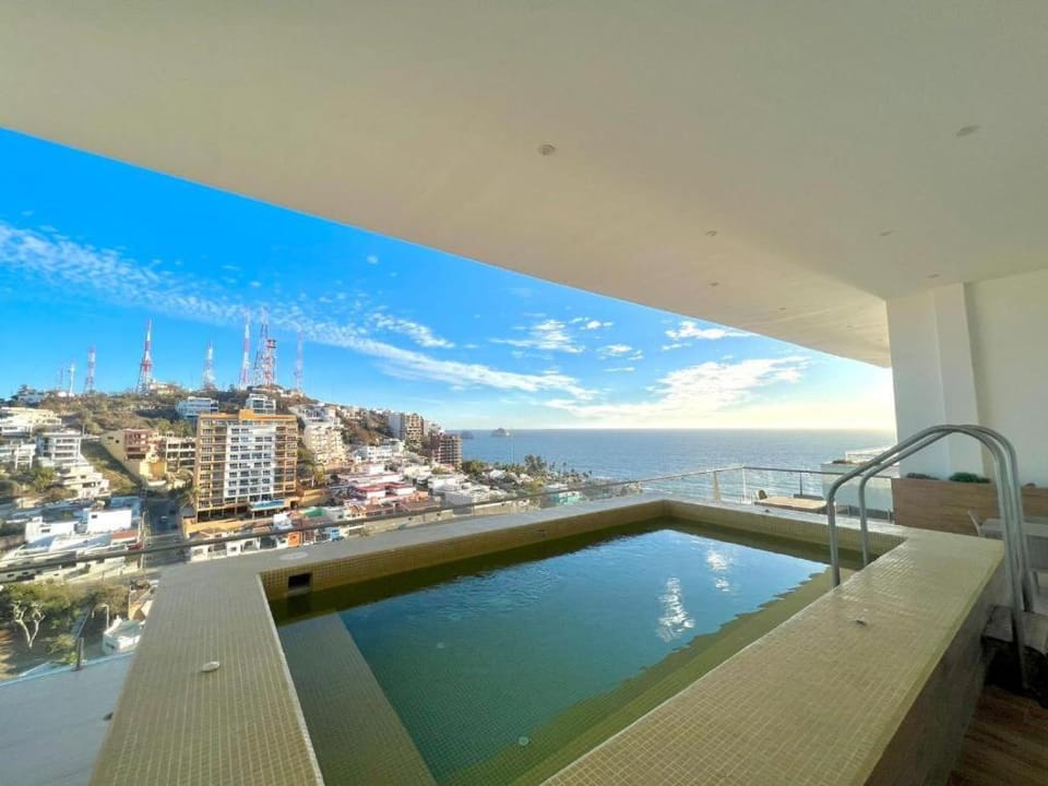 Sea view, Swimming pool
