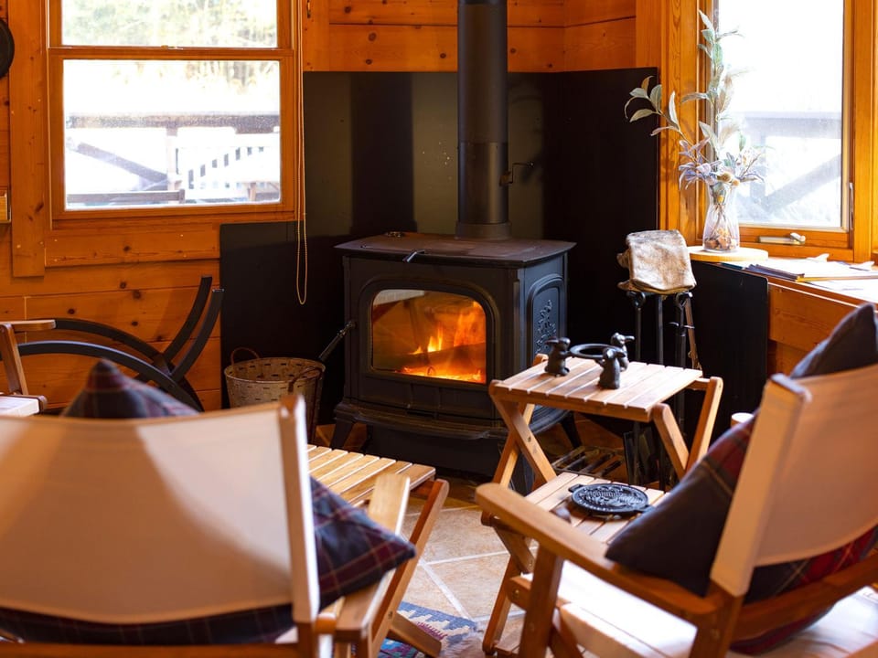 Living room, fireplace