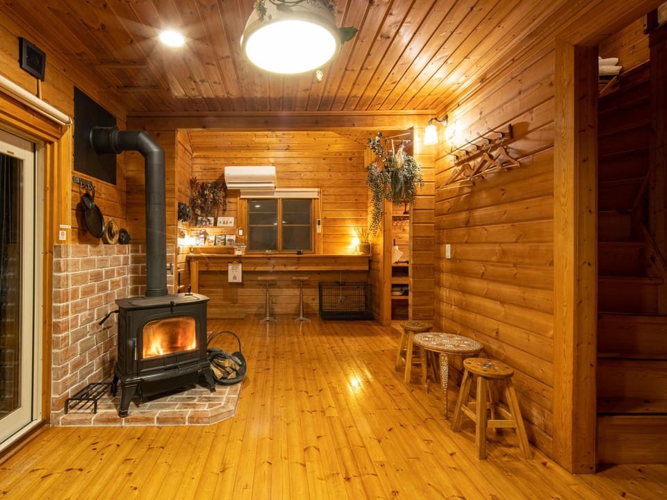 Living room, fireplace