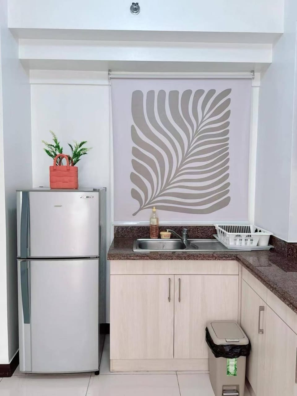Tan condo fairway Hotel in Pasay