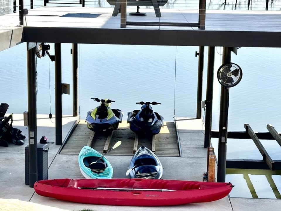 Activities, View (from property/room), Balcony/Terrace, Aqua park, Lake view