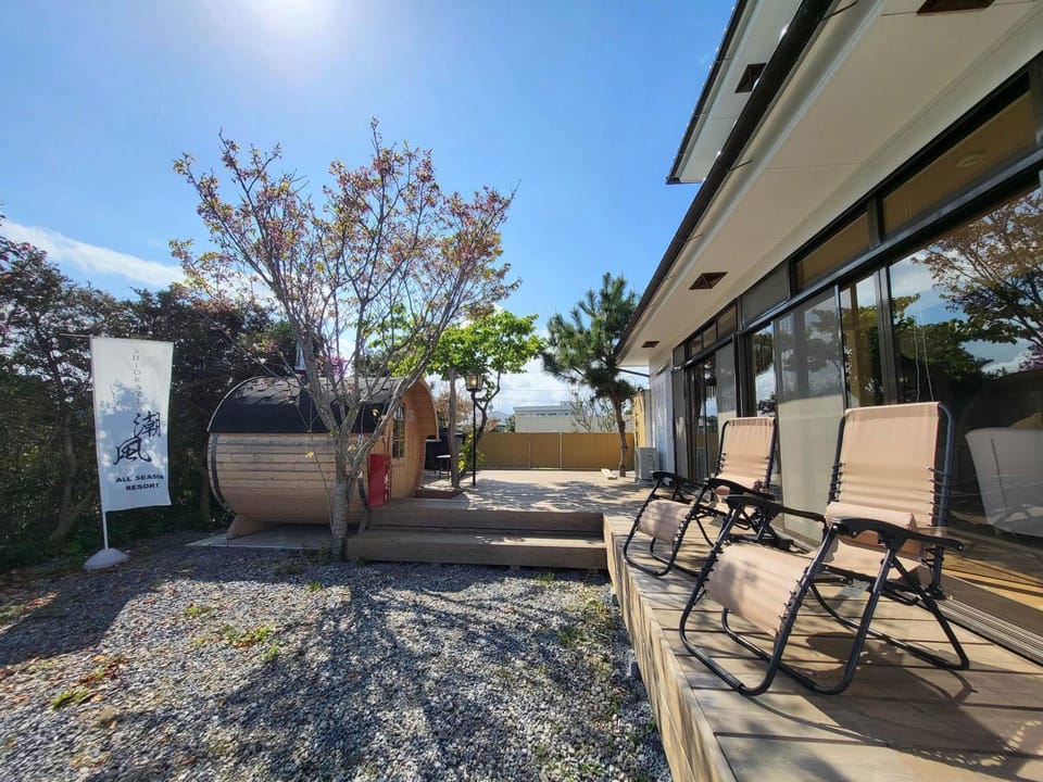 Day, Garden, Balcony/Terrace, Garden view