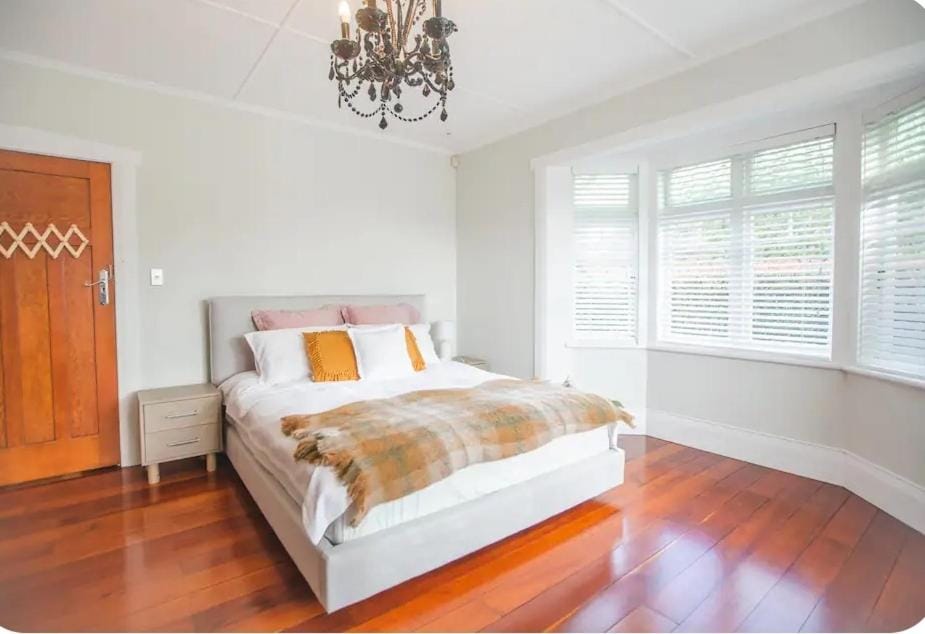 Outdoor Living at Its Finest Bed and Breakfast in Auckland