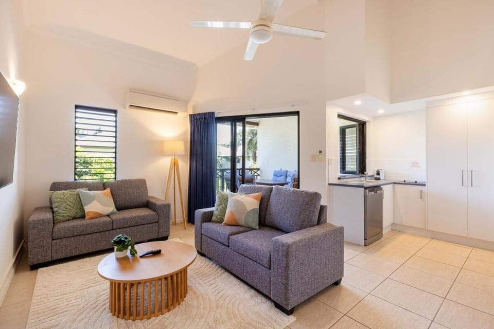 24 Freestyle Apartment with POOL VIEW Apartment in Port Douglas