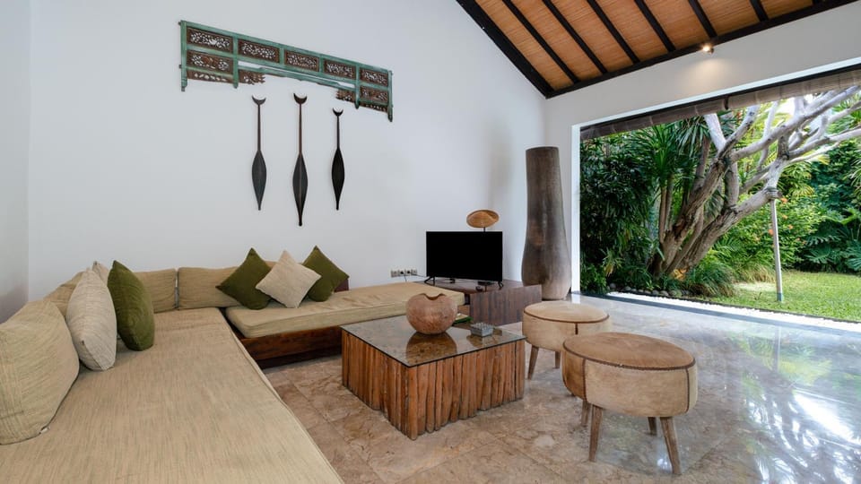 Garden, Seating area, Garden view